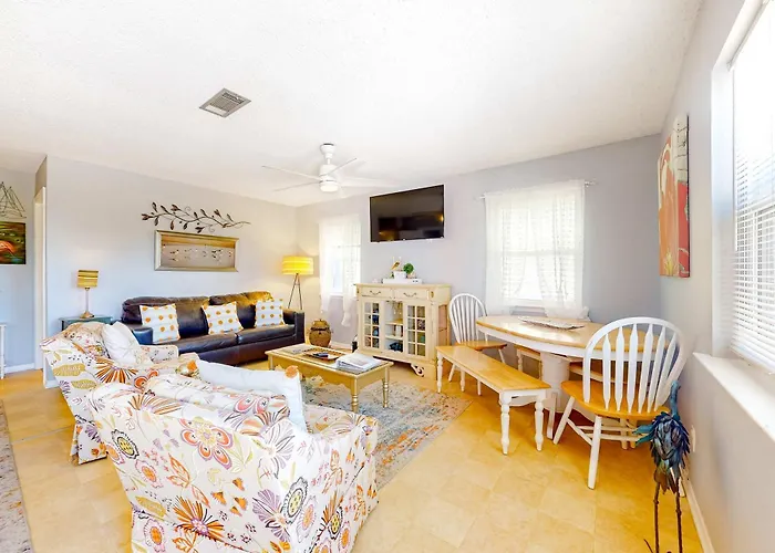 Holiday home Dog-friendly Duplex With A Full Kitchen Furnished Deck Gear & Ac