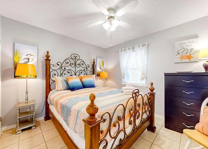 Holiday home Dog-friendly Duplex With A Full Kitchen Furnished Deck Gear & Ac