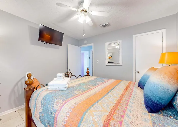 Holiday home Dog-friendly Duplex With A Full Kitchen Furnished Deck Gear & Ac